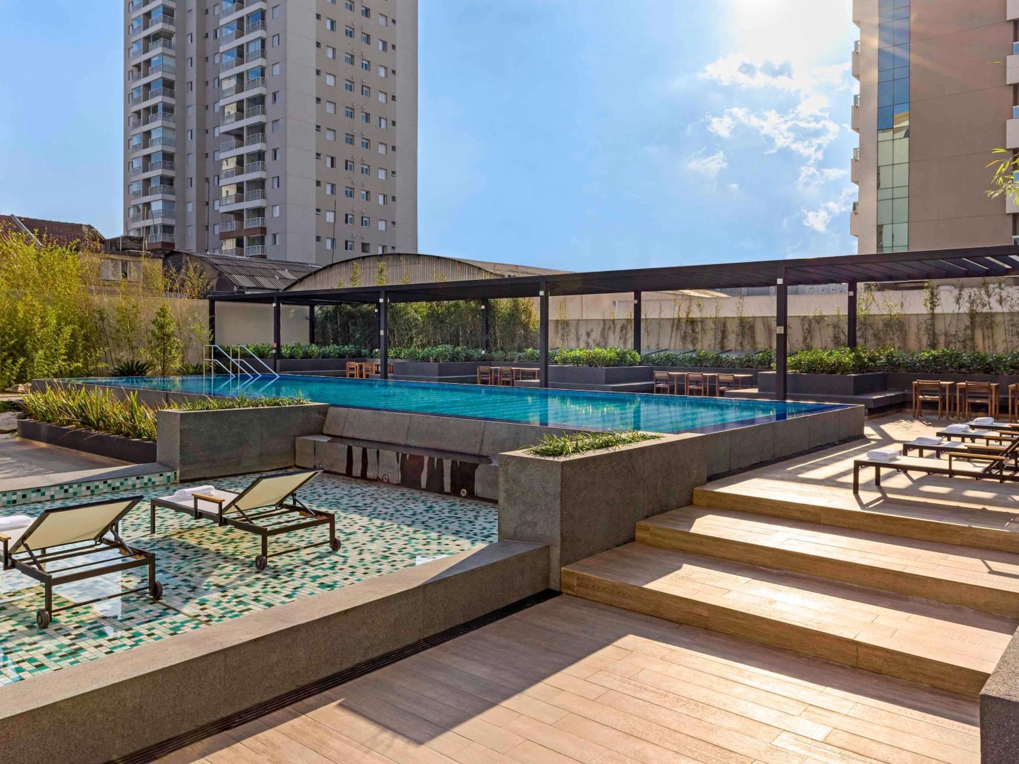 Отель Mercure Sao Paulo Barra Funda Экстерьер фото